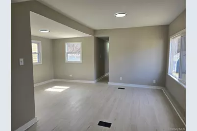 16 Jennifer Court, Poughkeepsie, NY 12601 - Photo 6
