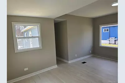 16 Jennifer Court, Poughkeepsie, NY 12601 - Photo 4