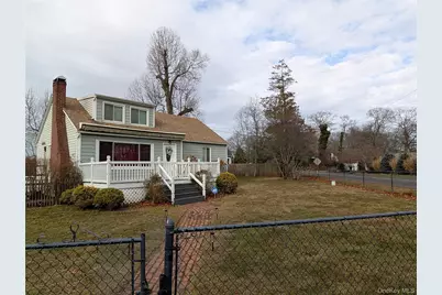 51 Lafayette Drive, Shirley, NY 11967 - Photo 2