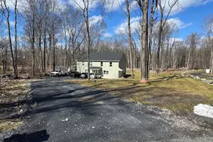 11 Alexandra Matthews Rd, Wallkill, NY 12589 - Photo 32