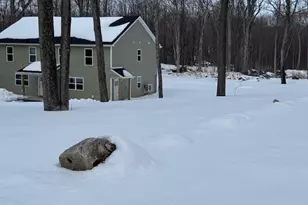 11 Alexandra Matthews Rd, Wallkill, NY 12589 - Photo 2