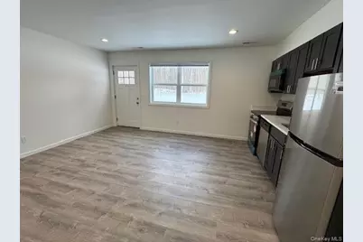 11 Alexandra Matthews Road #B, Wallkill, NY 12589 - Photo 8