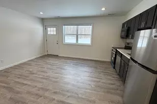 11 Alexandra Matthews Rd, Wallkill, NY 12589 - Photo 8