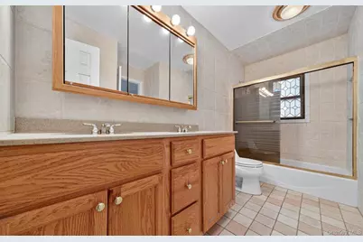 8 Badami Drive, Middletown, NY 10941 - Photo 4