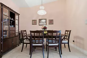 604 Narragansett Villas Dr, Lindenhurst, NY 11757 - Photo 14