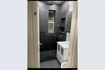 6766 108th Street #D5, Forest Hills, NY 11375 - Photo 4