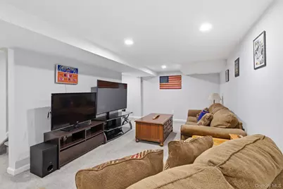 30 Linwood Place, Massapequa Park, NY 11762 - Photo 24