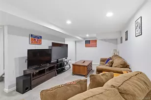 30 Linwood Pl, Massapequa Park, NY 11762 - Photo 24