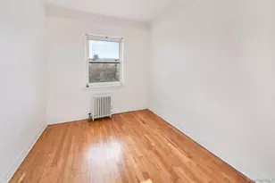 82-56 Eliot Ave, Middle Village, NY 11379 - Photo 8
