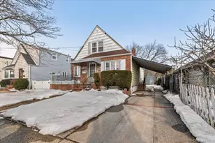 33 McKee St, Floral Park, NY 11001 - Photo 2