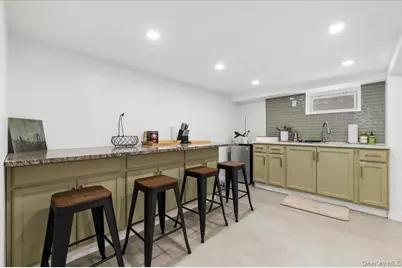 33 McKee Street, Floral Park, NY 11001 - Photo 22