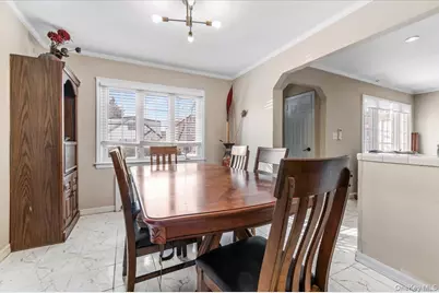 33 McKee Street, Floral Park, NY 11001 - Photo 8