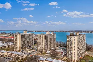 17-85 215th St, Bayside, NY 11360 - Photo 24