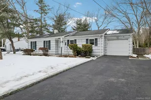 7 Joni Dr, Mount Sinai, NY 11766 - Photo 2