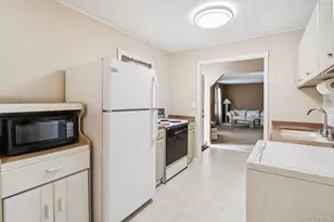 7 Joni Dr, Mount Sinai, NY 11766 - Photo 14