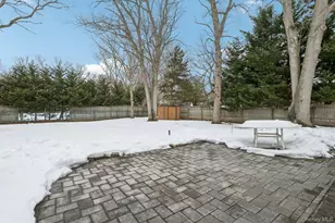 7 Joni Dr, Mount Sinai, NY 11766 - Photo 28