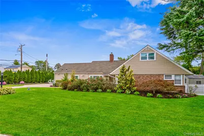 262 Channon Road, Hewlett, NY 11557 - Photo 2