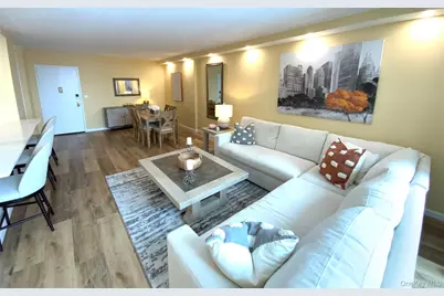 27110 Grand Central Parkway #25A, Floral Park, NY 11005 - Photo 4