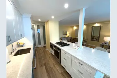 27110 Grand Central Parkway #25A, Floral Park, NY 11005 - Photo 14