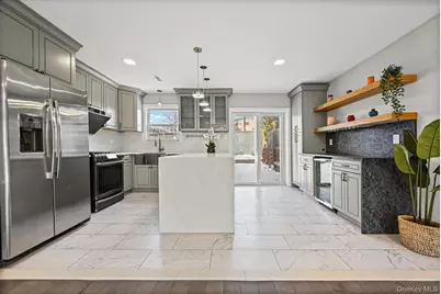 63-05A Douglaston Parkway, Little Neck, NY 11362 - Photo 4