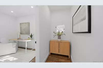 18 Lakeside Drive, New Rochelle, NY 10801 - Photo 16