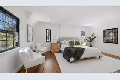 18 Lakeside Drive, New Rochelle, NY 10801 - Photo 24