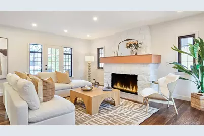 18 Lakeside Drive, New Rochelle, NY 10801 - Photo 12