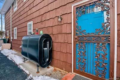 35 Lenox Avenue, Pleasantville, NY 10570 - Photo 4