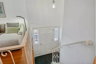 35 Lenox Avenue, Pleasantville, NY 10570 - Photo 6