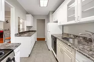 68-20 Burns St, Forest Hills, NY 11375 - Photo 8