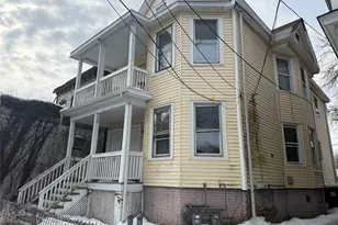 210 N Hamilton St, Poughkeepsie, NY 12601 - Photo 2