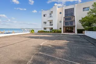 190 Schofield St, Bronx, NY 10464 - Photo 2