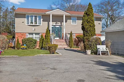 379 Washington Avenue, Roosevelt, NY 11575 - Photo 4