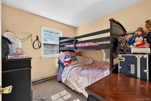 379 Washington Ave, Roosevelt, NY 11575 - Photo 18