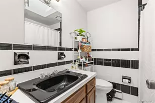 809 Canal St, Lindenhurst, NY 11757 - Photo 12