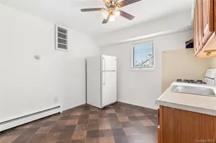 809 Canal St, Lindenhurst, NY 11757 - Photo 20