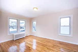 90-09 216th St, Queens Village, NY 11428 - Photo 20