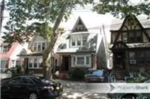 83-21 160th St, Jamaica, NY 11432 - Photo 2