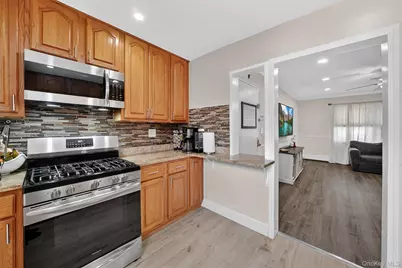 540 Tuckahoe Road #3B, Yonkers, NY 10710 - Photo 16