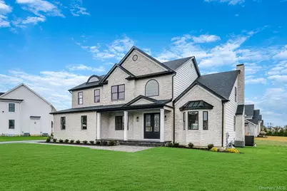 457 Pond Path, East Setauket, NY 11733 - Photo 42