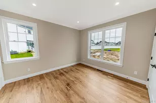 457 Pond Path, East Setauket, NY 11733 - Photo 32