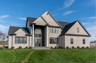 457 Pond Path, East Setauket, NY 11733 - Photo 32