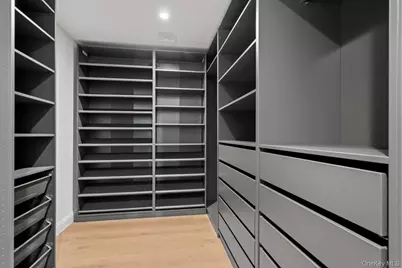 457 Pond Path, East Setauket, NY 11733 - Photo 30