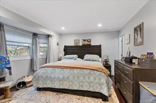 4 Raintree court, Deer Park, NY 11729 - Photo 20