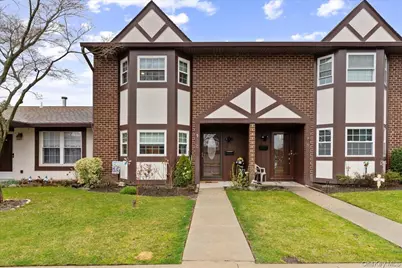 4 Raintree Court #4, Deer Park, NY 11729 - Photo 1