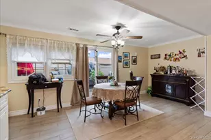 4 Raintree court, Deer Park, NY 11729 - Photo 8