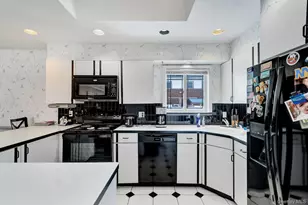 1 Stauber Dr, Plainview, NY 11803 - Photo 12