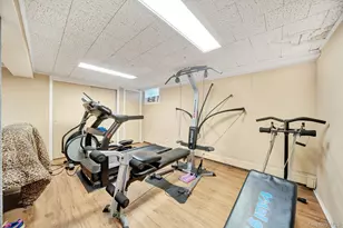 1 Stauber Dr, Plainview, NY 11803 - Photo 26