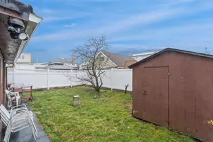 235-36 148th Ave, Rosedale, NY 11422 - Photo 30