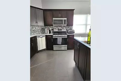 93 Hempstead Avenue # 205, Lynbrook, NY 11563 - Photo 6